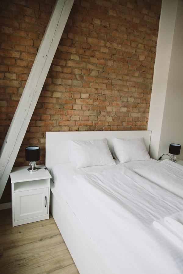 Apartamenty Leszno Leszno  Buitenkant foto