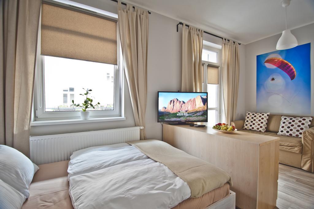 Apartamenty Leszno Leszno  Buitenkant foto