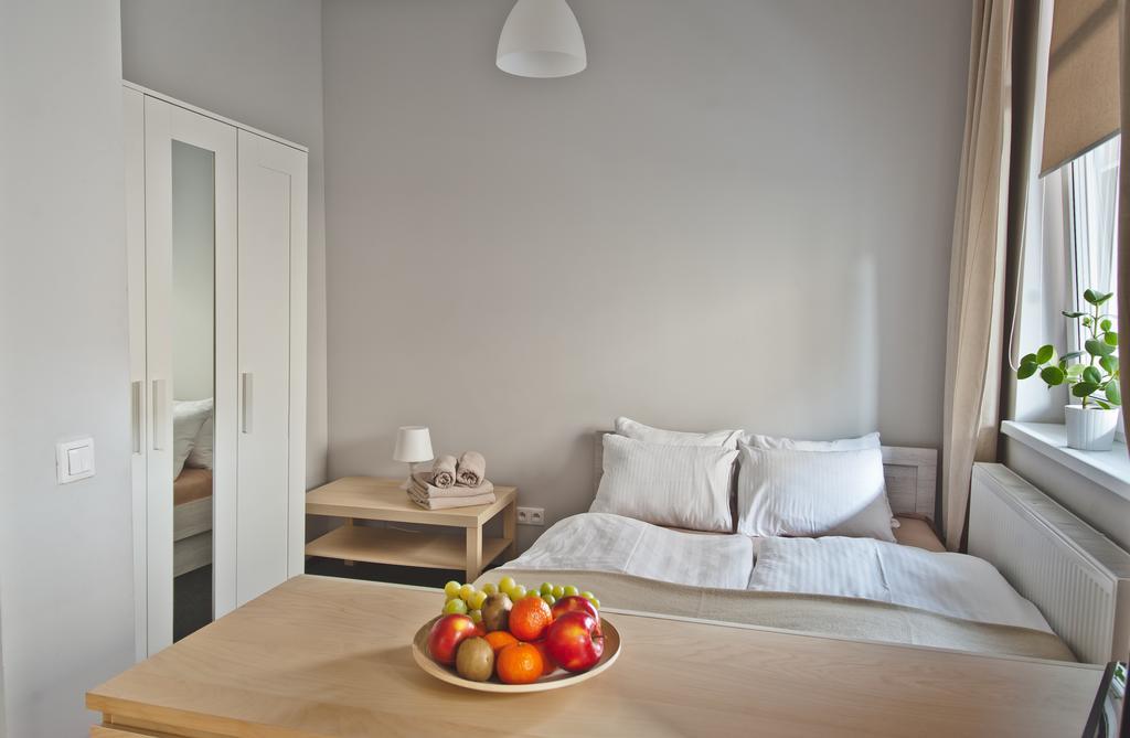 Apartamenty Leszno Leszno  Buitenkant foto