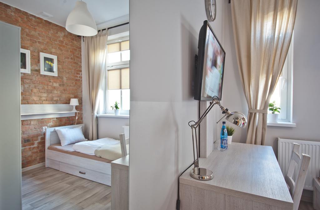 Apartamenty Leszno Leszno  Buitenkant foto