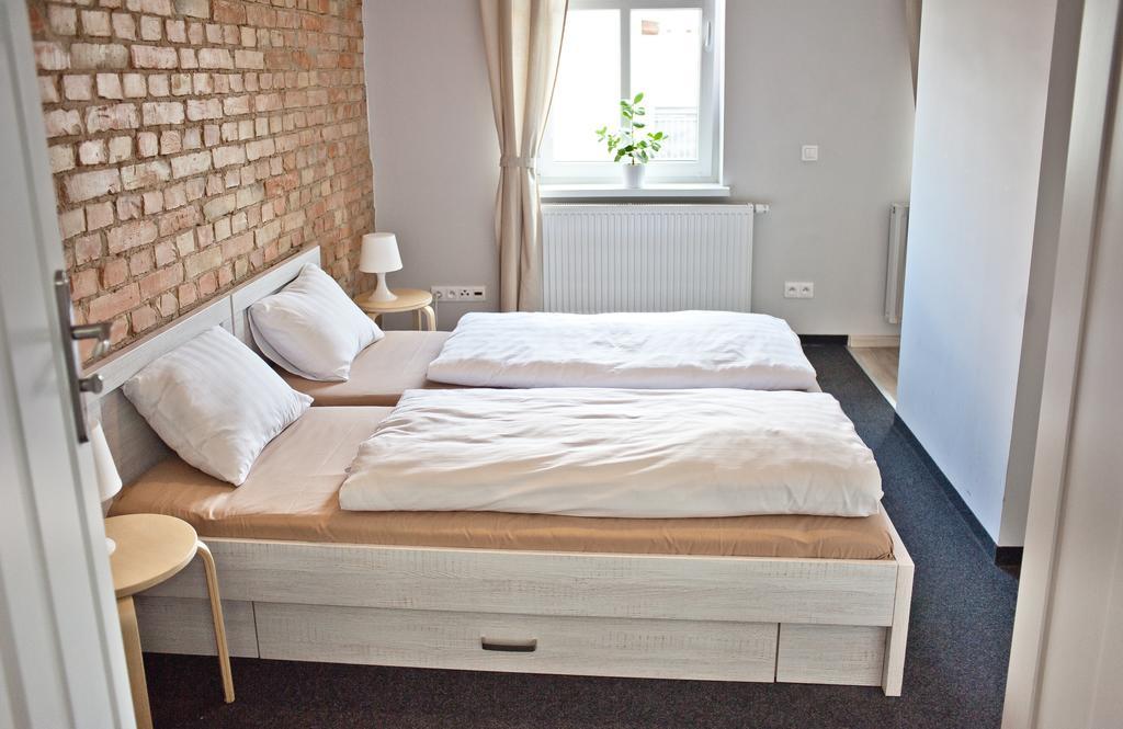 Apartamenty Leszno Leszno  Buitenkant foto
